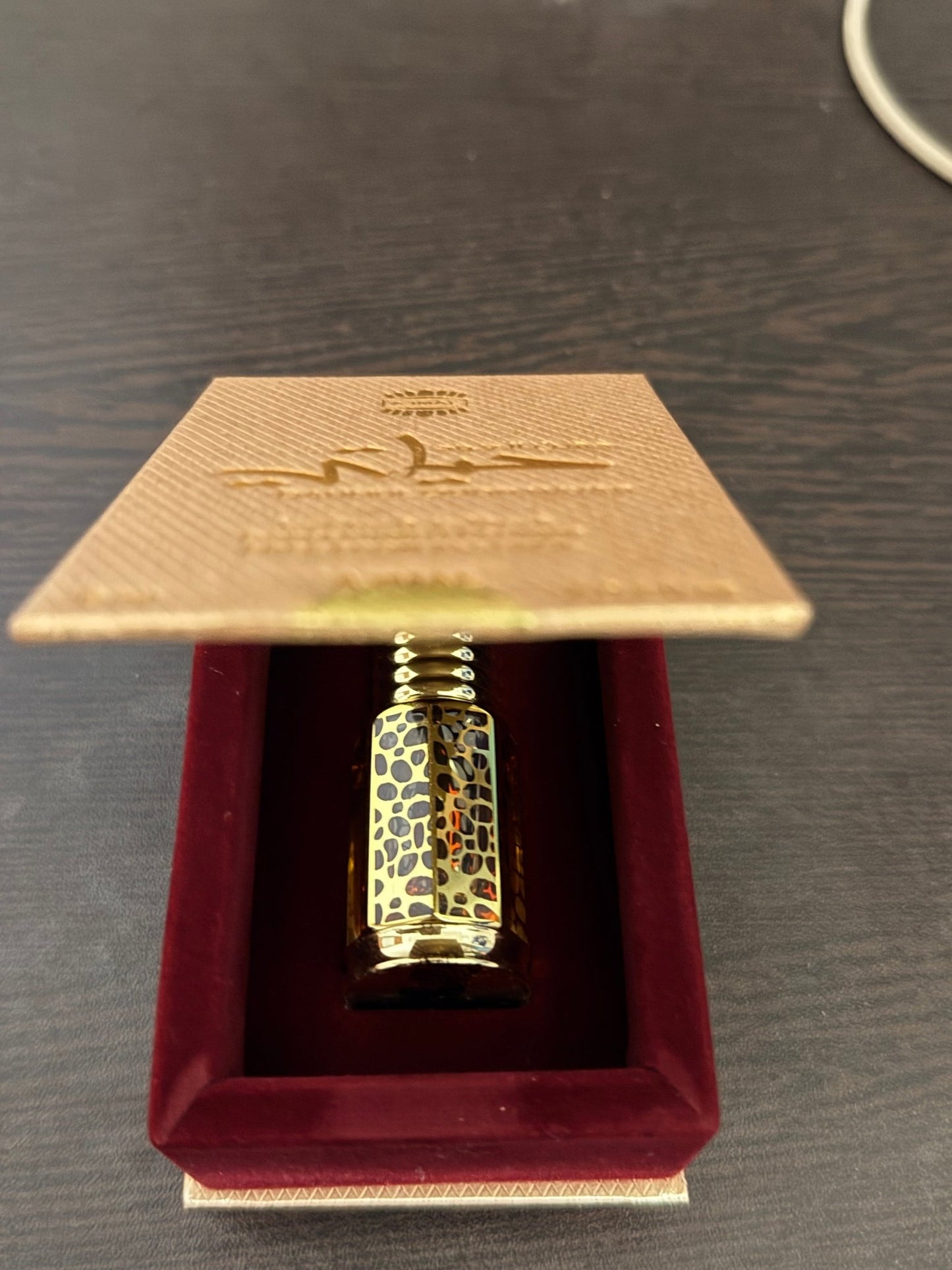 Ajmal Dahnul Oudh Hayati Attar – Premium Decants (1ml, 2ml & 3ml) - Perfume Pundit