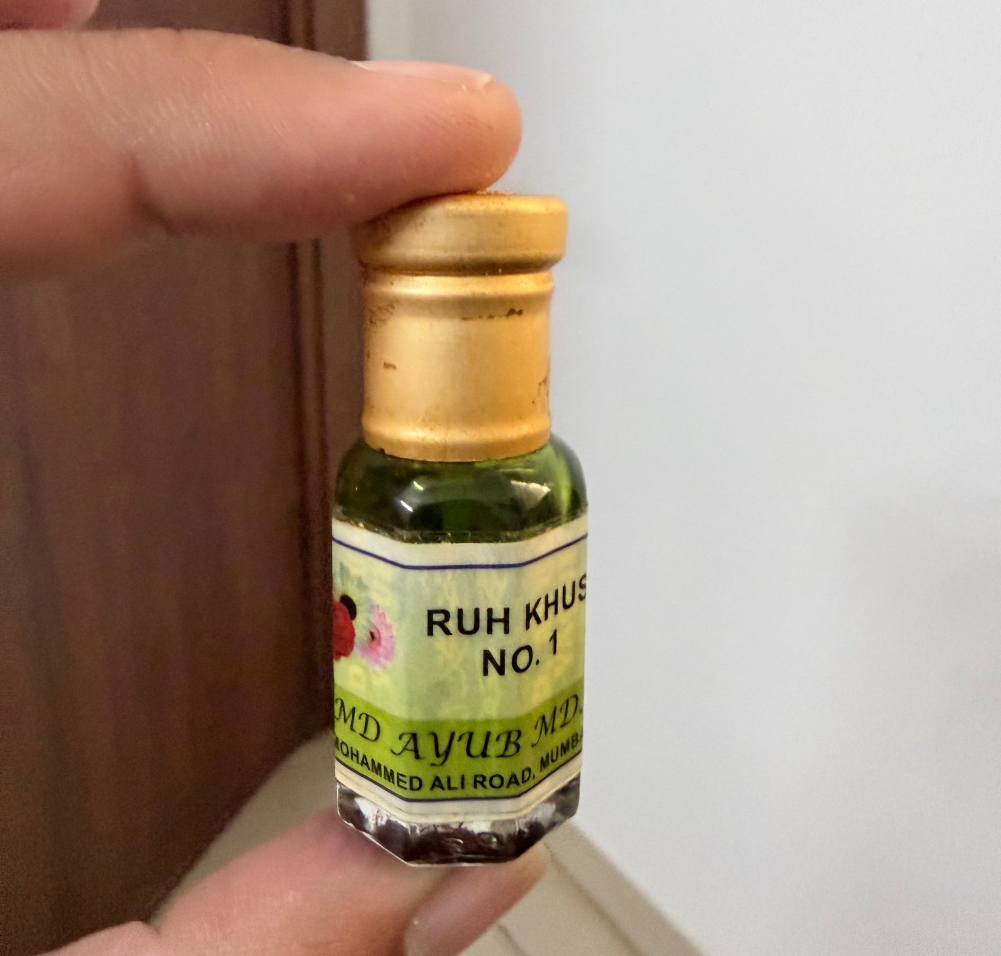 S Md Ayub Md Yaqub Ruh Khus No 1 (5ml / 6ml Remaining) – Pure Heritage Indian Vetiver (Partial Bottle / No Box) - Perfume Pundit